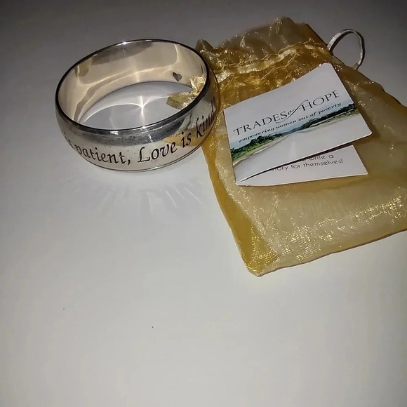 Trades of Hope Corinthians Bangle, Trades of Hope gray beaded bracelet. - Picture 2 of 6